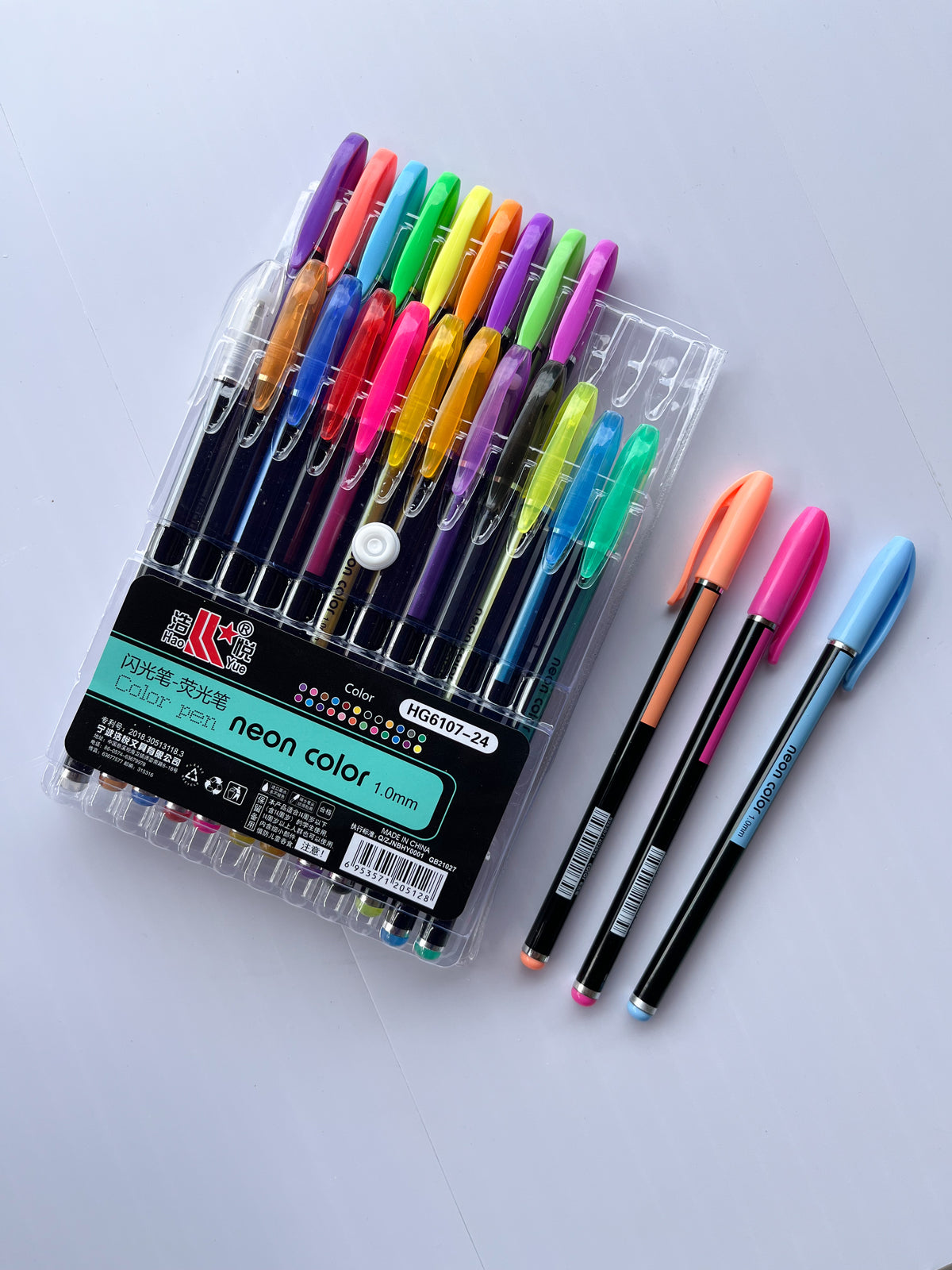 ETC-PLU-018 - CAJA X 24 PLUMAS DE COLORES