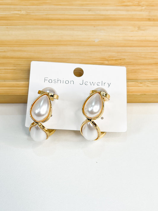 ETC-ARE-211 - PAR DE MAXI ARETES ELEGANTE CON PERLAS #107