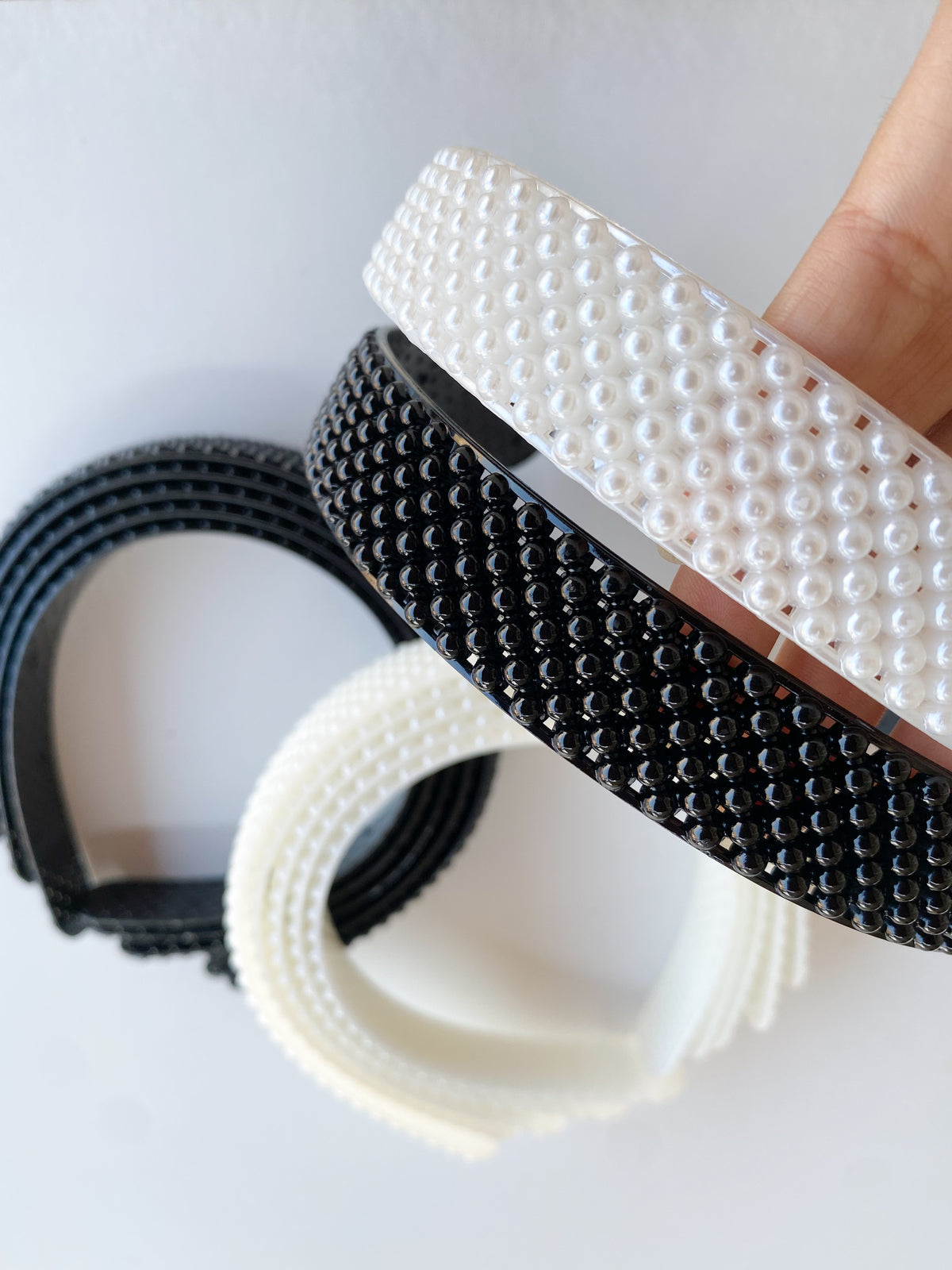 ETC-DIA-124 - DOC DE DIADEMA PLASTICA B&N