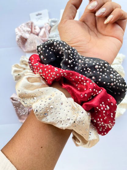 ETC-MON-131 - DOC SCRUNCHY SATIN CON BRILLOS