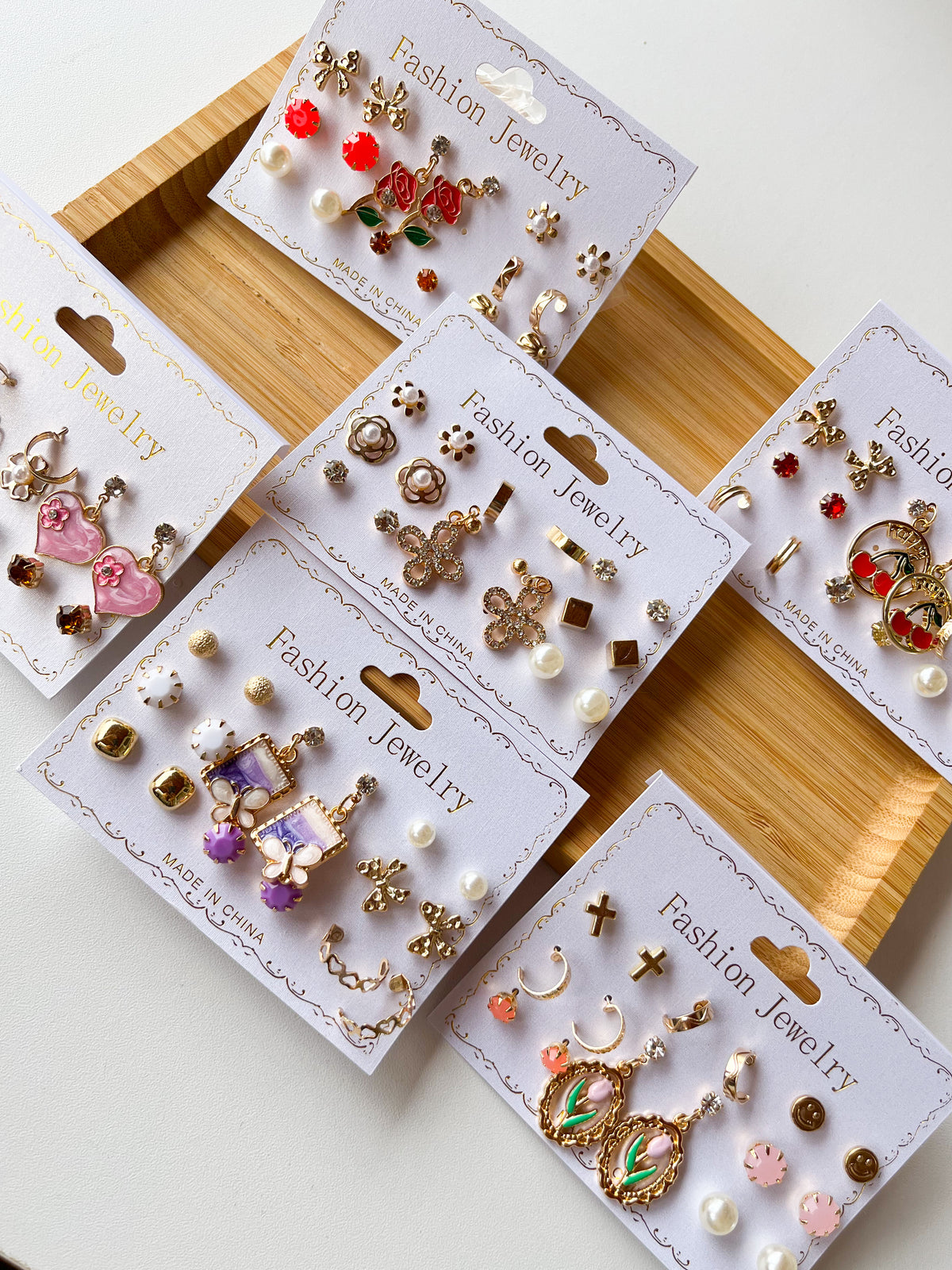 ETC-ARE-249 BLISTER X 8 PARES DE ARETES